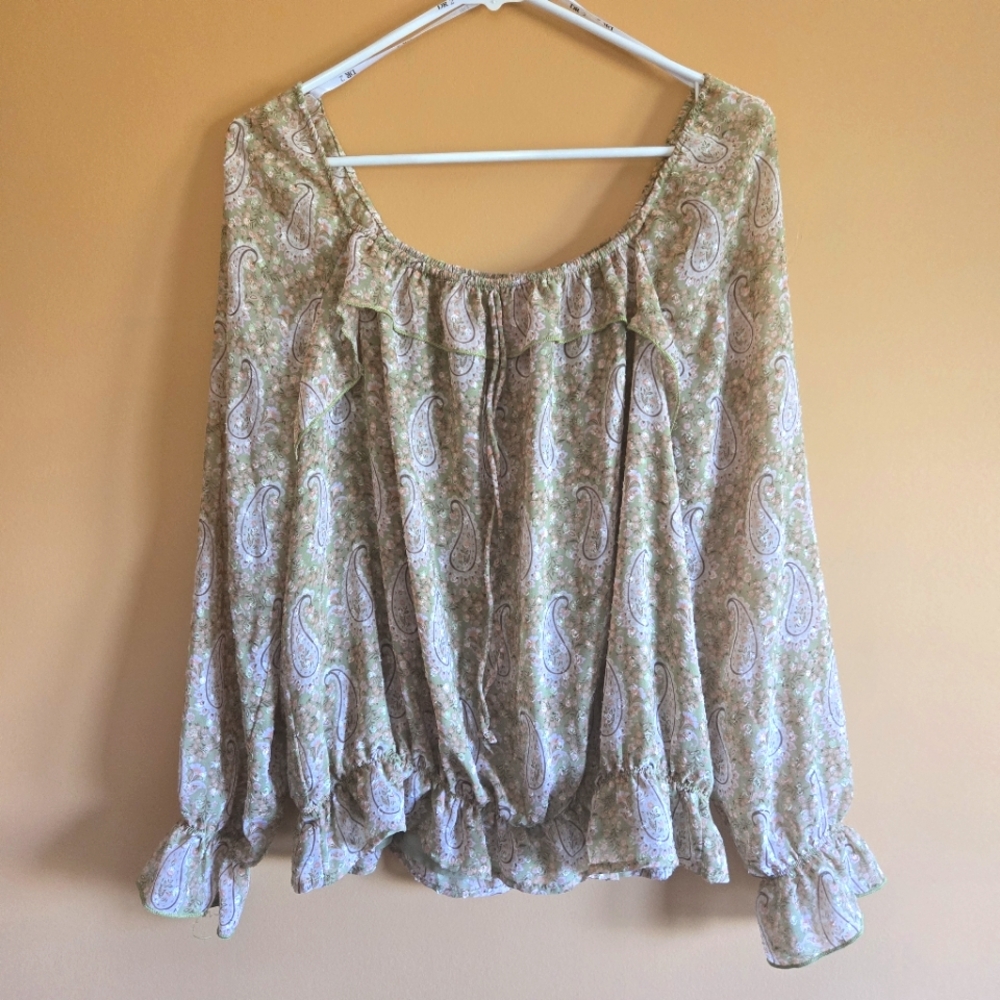 DR2 Paisley Ruffle Top, M
